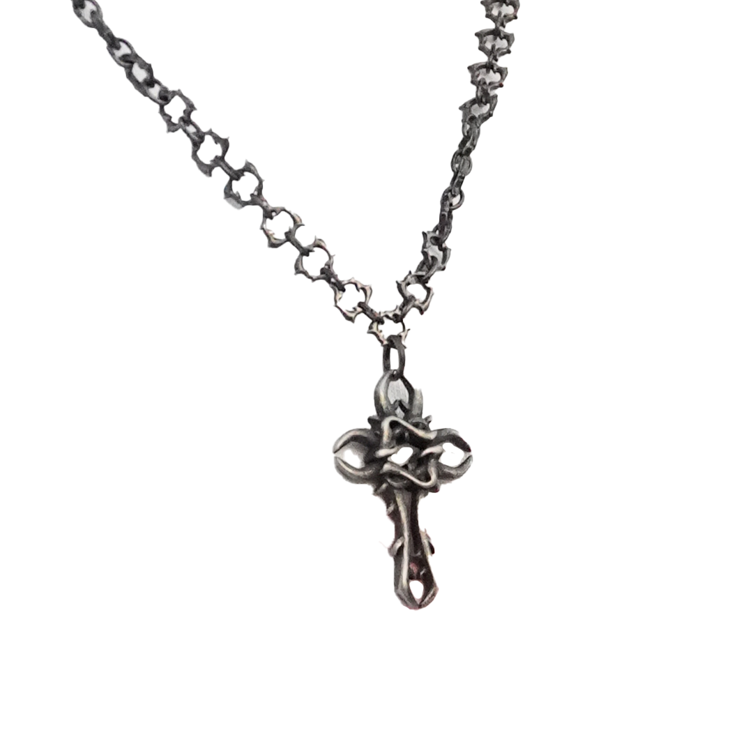 THORN NECKLACE